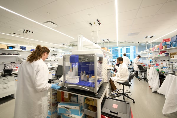 PHL-LAB-AK100781